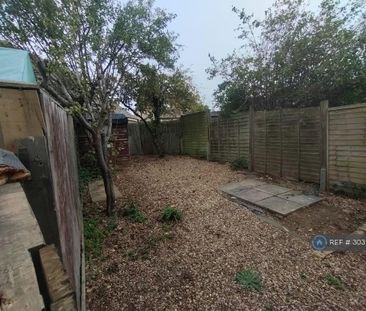 1 bedroom end of terrace house to rent - Photo 4