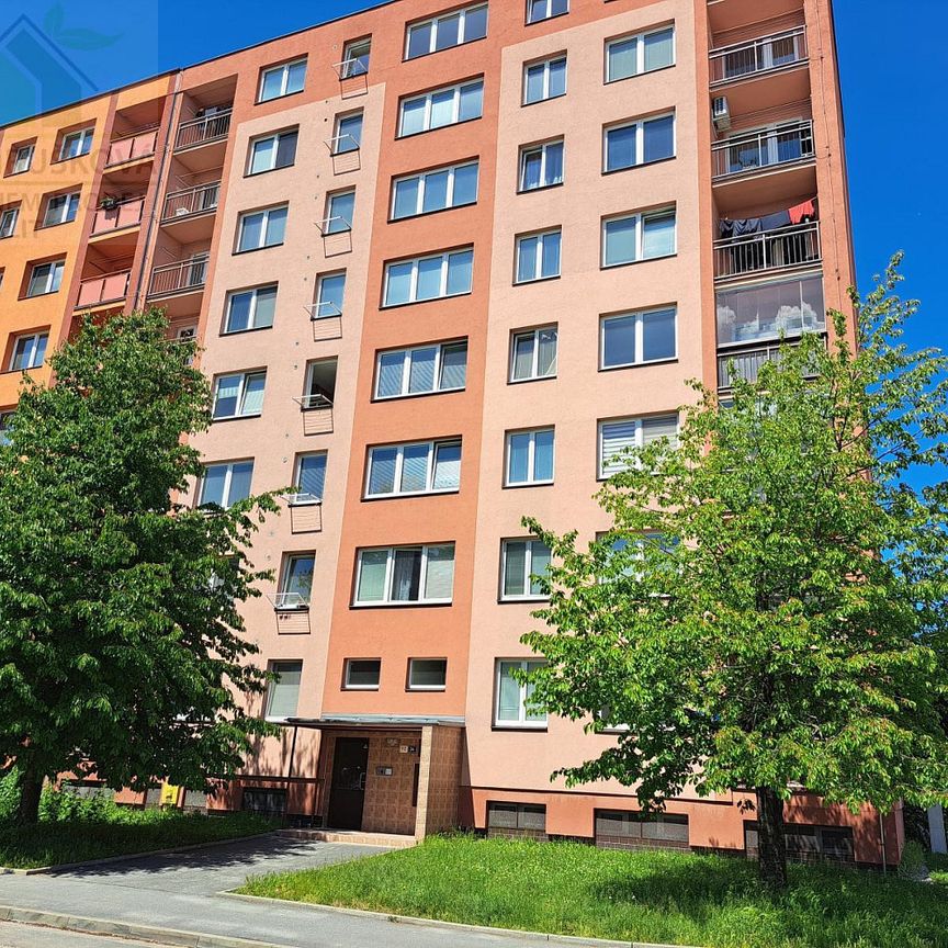 Pronájem bytu 2+1 46 m² - Fotografie 1
