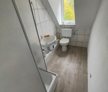 Charmante 3-Zimmer Wohnung im Herzen von Herford-Frisch Renoviert - Photo 3