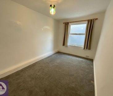 2 bedroom maisonette to rent - Photo 5