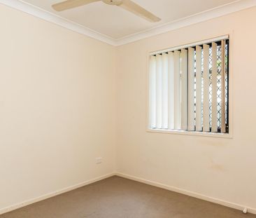 Centrally located 4 Bedroom Home - Photo 6