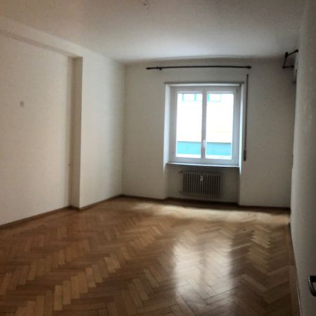 4 locali in Via Cattedrale, zona pedonale Lugano - Foto 3