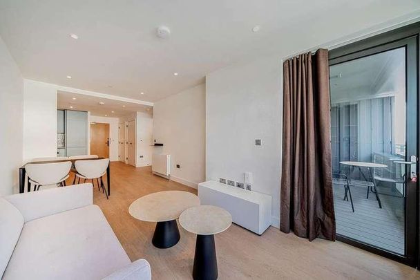 Uncle Wembley Gardens, Wembley, HA9 - Photo 1