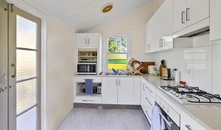 11 Luscombe Street, Mackay - Photo 5