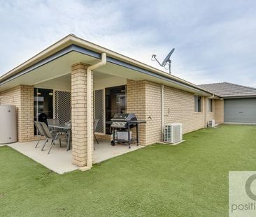 Family Home In Warner Lakes - Photo 2