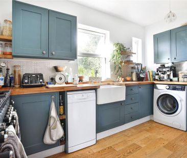 2 bedroom semi-detached house to rent - Photo 4