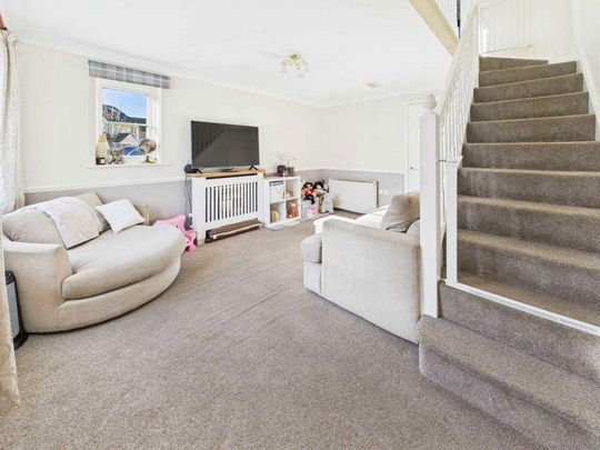 2 bedroom semi-detached house to rent - Photo 1