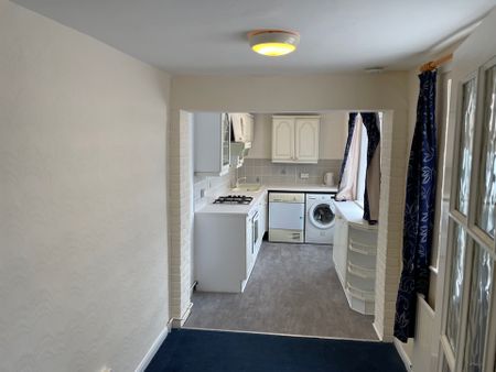 2 bed terraced house to rent in Malakoff Road, Great Yarmouth, NR30 - Photo 4