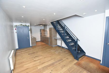 3 bedroom terraced house to rent - Photo 4