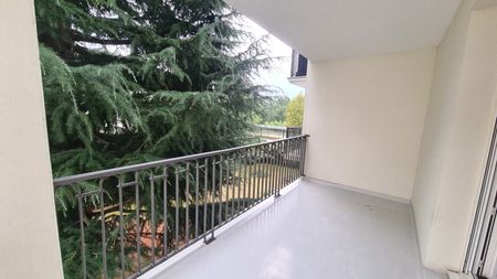 Location Appartement 3 pièces 71m² ORLEANS 45000 - Photo 3