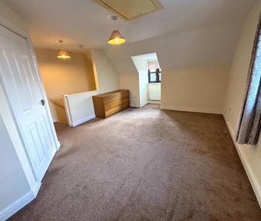 3 bedroom semi-detached house to rent - Photo 3