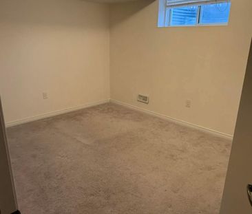 For Lease - 605 Remembrance Road, Brampton, Ontario - Photo 2