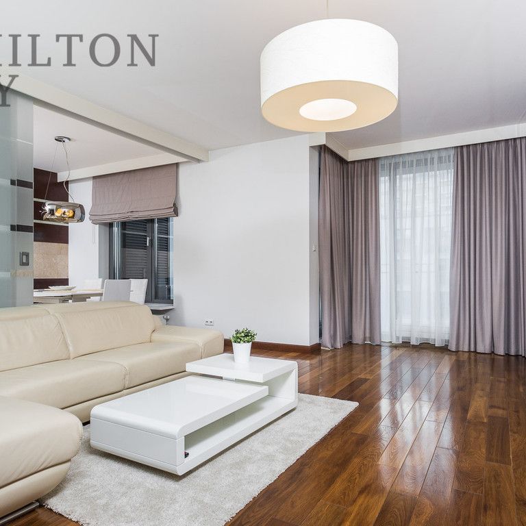 Warszawa, Śródmieście, Grzybowska - Zdjęcie 1