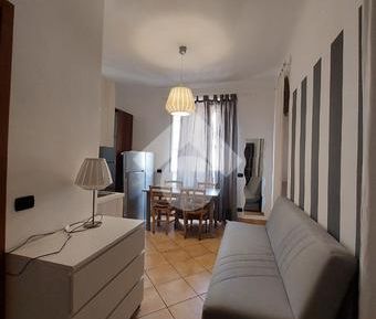 Monolocale in affitto - Photo 2