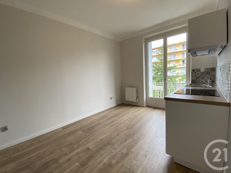 Location Appartement 2 pièces 45m² LONGEVILLE LES METZ 57050 - Photo 3