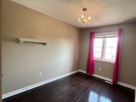 For Lease - 199 Venice Gate Drive, Vaughan, Ontario - Photo 2