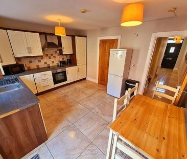 Ensuite Room 1, 361 Donegall Rd, Belfast, BT12 6NY - Photo 6
