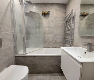 London Road, Bracknell, Berkshire, RG12 - Photo 5