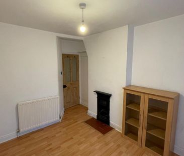 4 bedroom property to rent - Photo 2