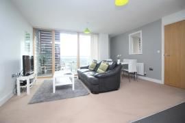 1 bedroom apartment to rent - Photo 2