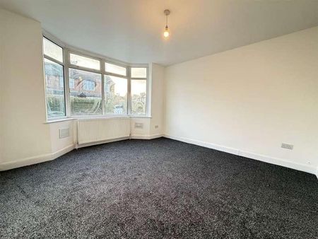 Alder Crescent, Luton, LU3 - Photo 2