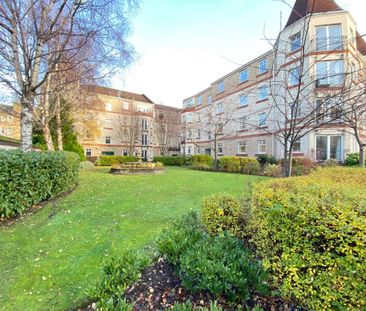 3 bedroom flat to rent - Photo 2