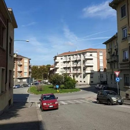 Via Monteu da Po, Turin, Piedmont 10132 - Photo 4