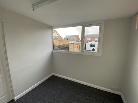 2 bedroom terraced house to rent - Photo 3