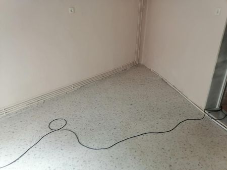 Διαμέρισμα για ενοικίαση Ρήγα Φεραίου (Νεάπολη) - Photo 2
