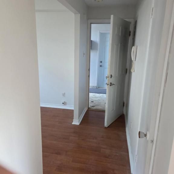 Magnifique appartement 3 1/2 disponible - Photo 1