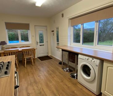 2 bedroom bungalow to rent - Photo 2