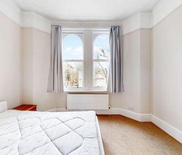 2 bedroom flat to rent - Photo 6