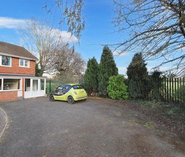 3 bedroom semi-detached house to rent - Photo 6