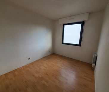 Location Appartement 3 pièces 68m² - Photo 3