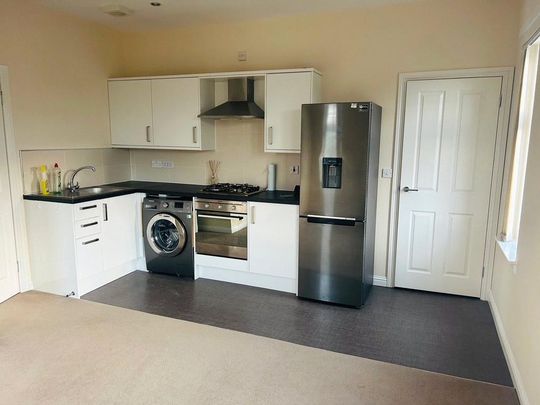 2 bedroom flat to rent - Photo 1