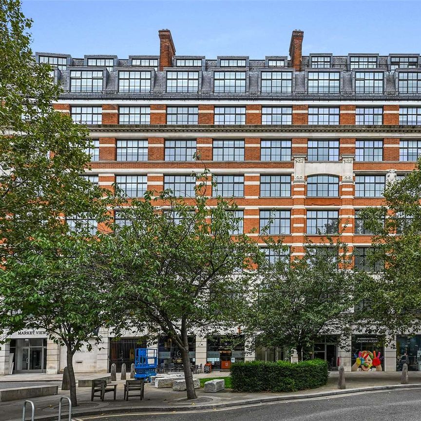 A newly refurbished one bedroom apartment in a convenient City location - Photo 1