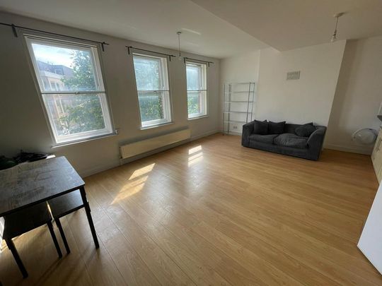 3 bedroom apartment to rent - Photo 1