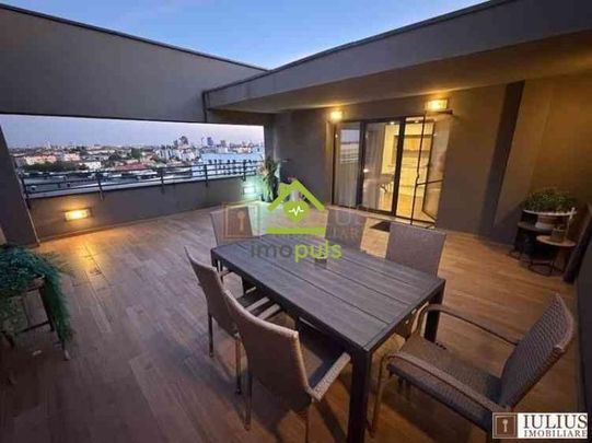 PENTHOUSE| Terasa panoramica cu vedere spectaculoasa | Mobilat premium | parcare - Photo 1