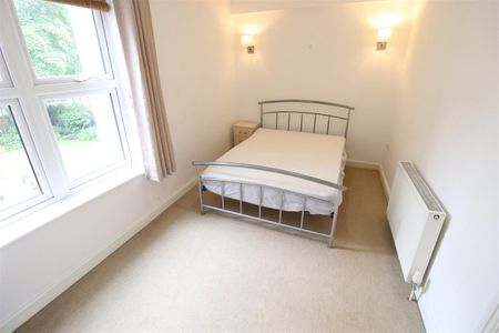 1 BED Apartment To rent - Photo 3