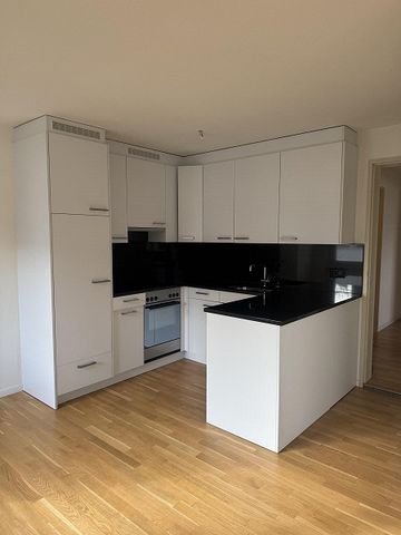 Grosszügige 3.5-Zimmerwohnung mit Seesicht - Photo 4