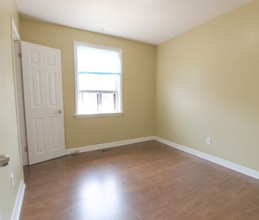 For Lease - 7 Kencliff Crescent Unit# Main, Toronto, Ontario - Photo 2