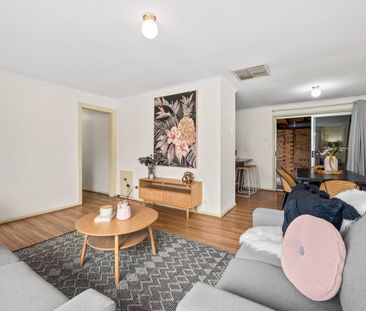 Neat & Comfortable Home in Peaceful Huntfield Heights - Photo 1