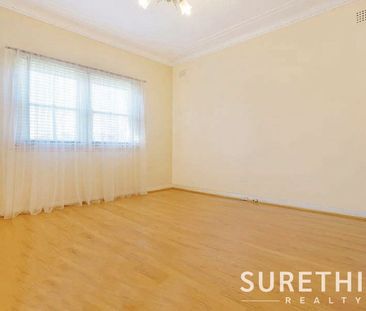 "Brick home, close to Lidcombe station" - Photo 5