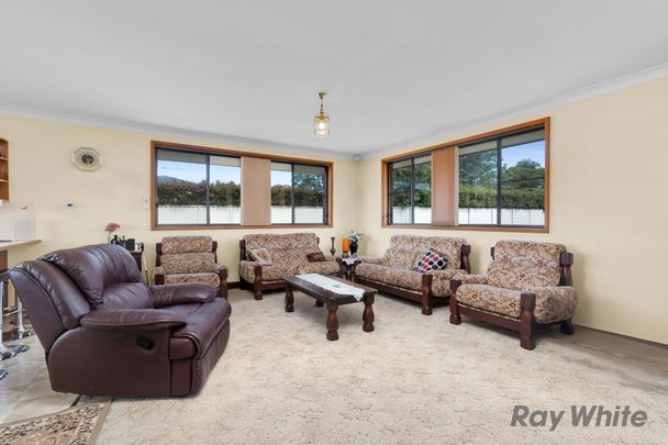 Comfortable Family Home - Photo 1