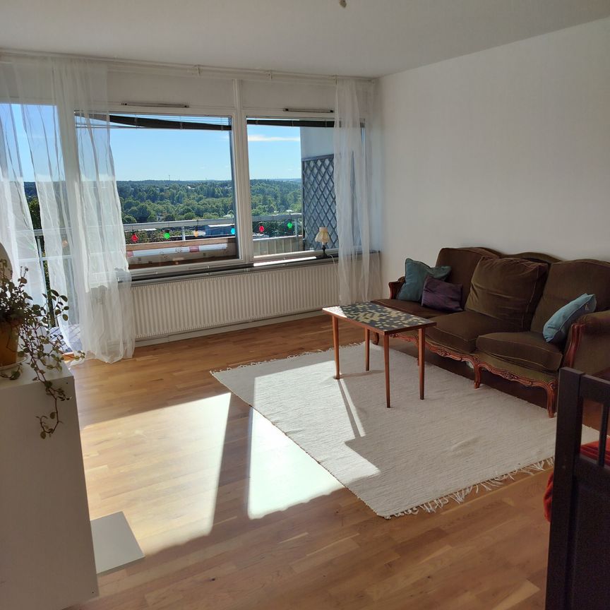 Ekholmsvägen, Skärholmen - Foto 1