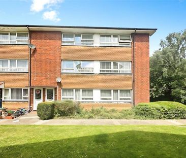 3 bedroom maisonette to rent - Photo 1