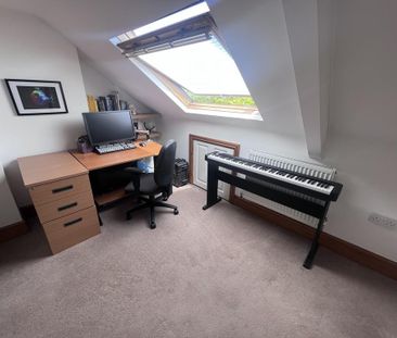 3 bedroom semi-detached house to rent - Photo 3