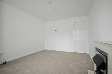 2 bedroom semi-detached house to rent - Photo 2