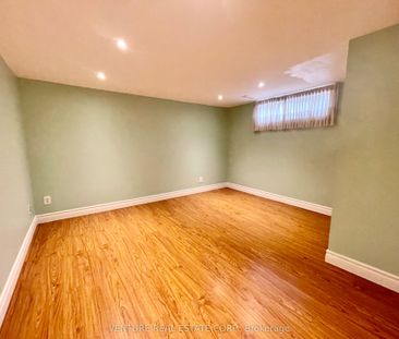 77 Greylawn Crescent - Photo 3