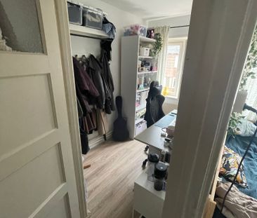 Van der Doesstraat, Zeeheldenbuurt, Zuid, Groningen, Nederland, 972... - Photo 2